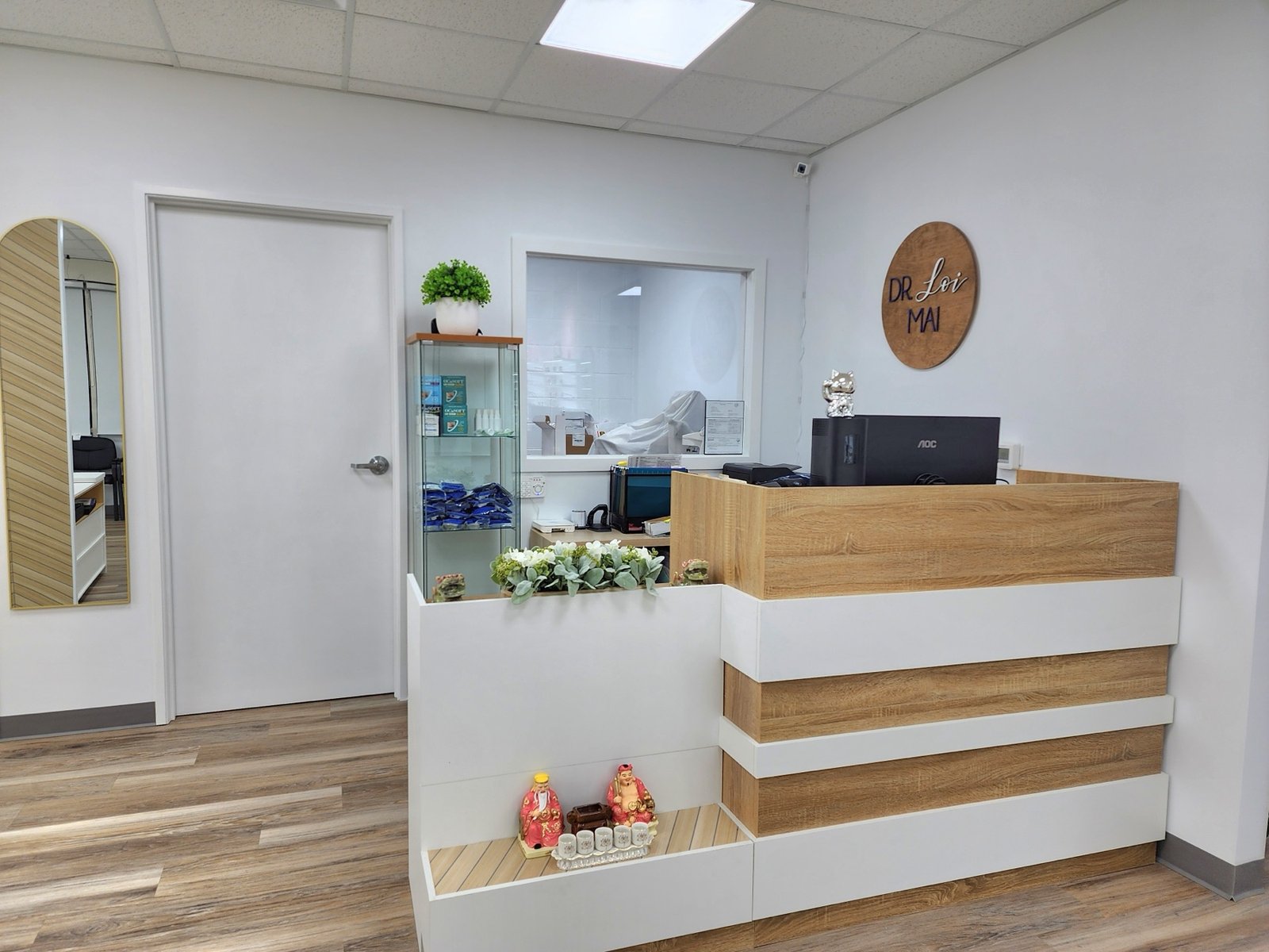Front desk and check-in area at Radiant Optometry on Bellflower Boulevard in Bellflower, CA